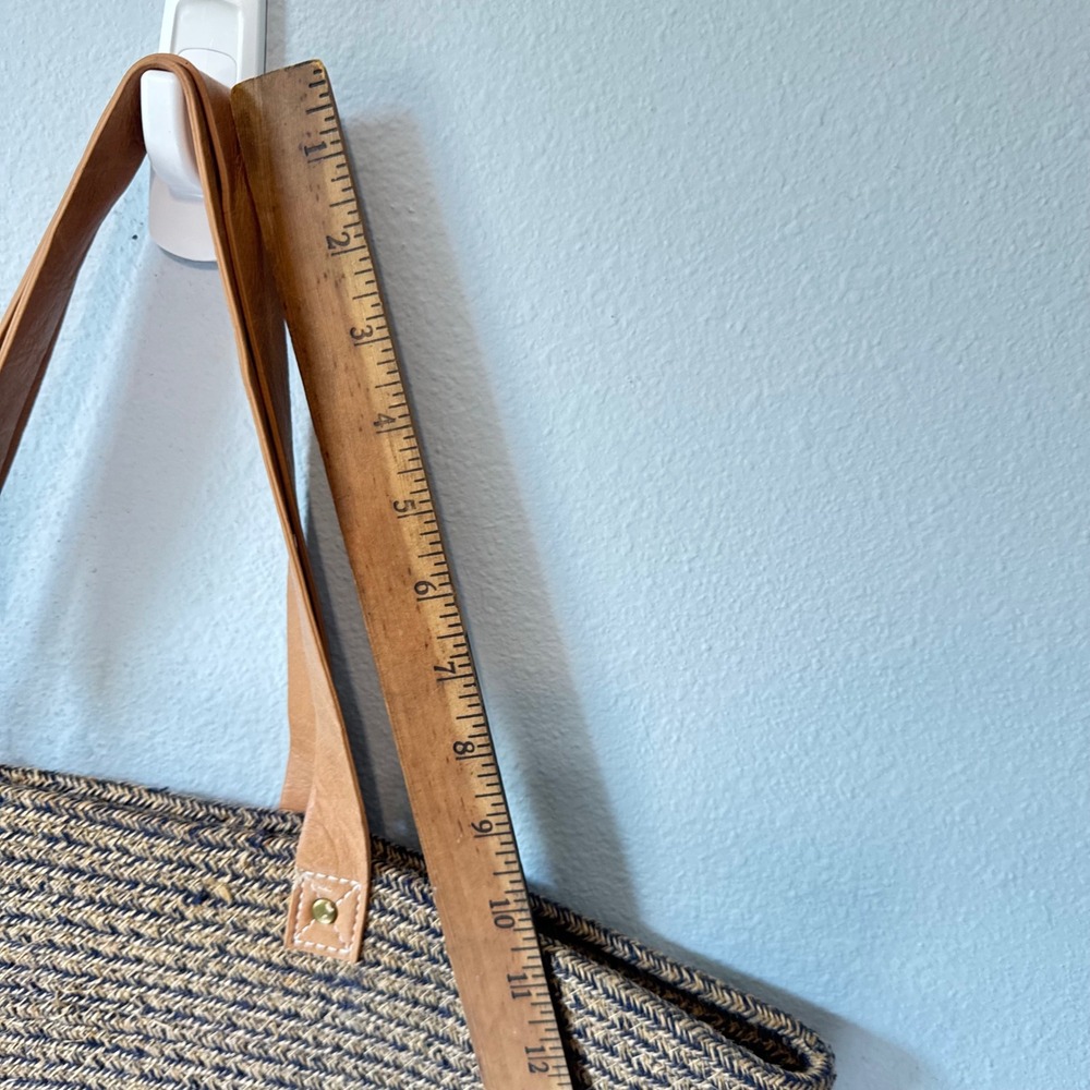 Neutral Cottagecore boho chic Blue Tan Woven Fiber Leather Strap Tote Bag Larg - Picture 5 of 9
